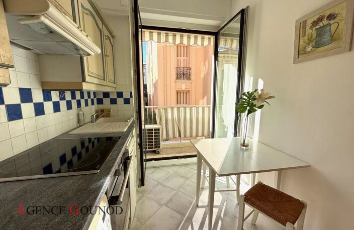 QUARTIER DES MUSICIENS - 2 PIECES 55M² + BALCON — photo 5