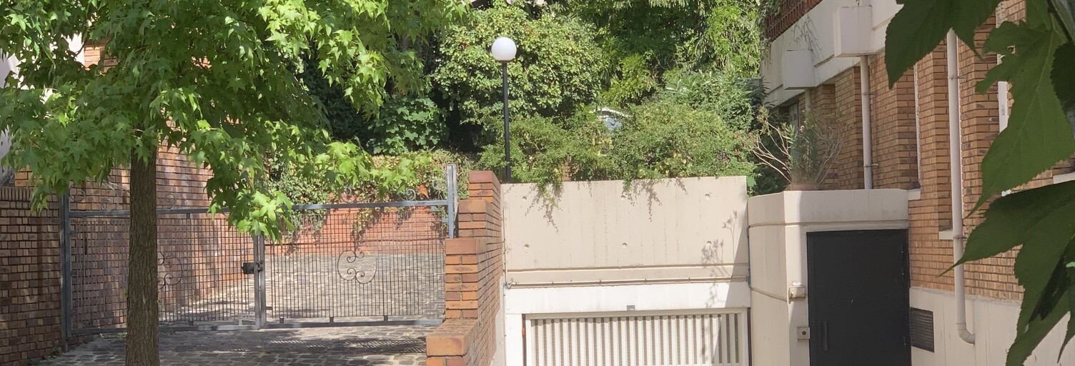 Garage  11 m² à vendre à Ivry-sur-Seine (94200)