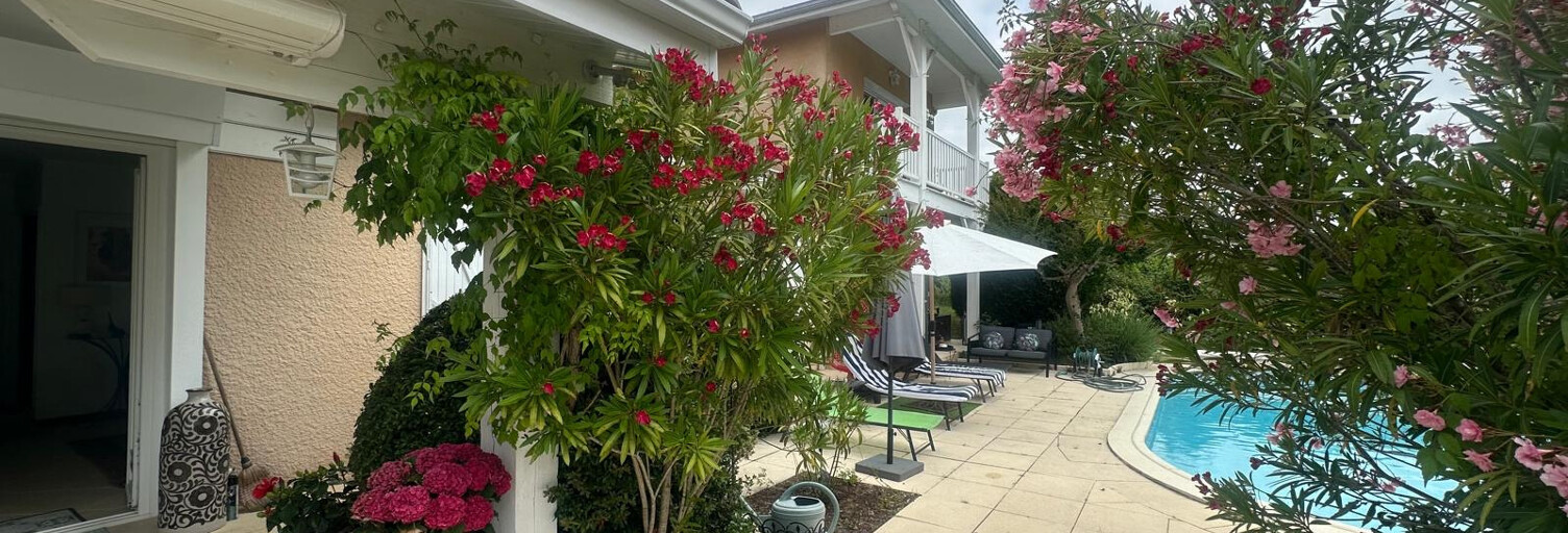 Maison 8 Pièces 217 m² à vendre à Le Pian-sur-Garonne (33490)