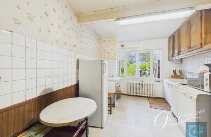 En exclusivité à SAULIEU, maison de ville avec jardin — photo 4