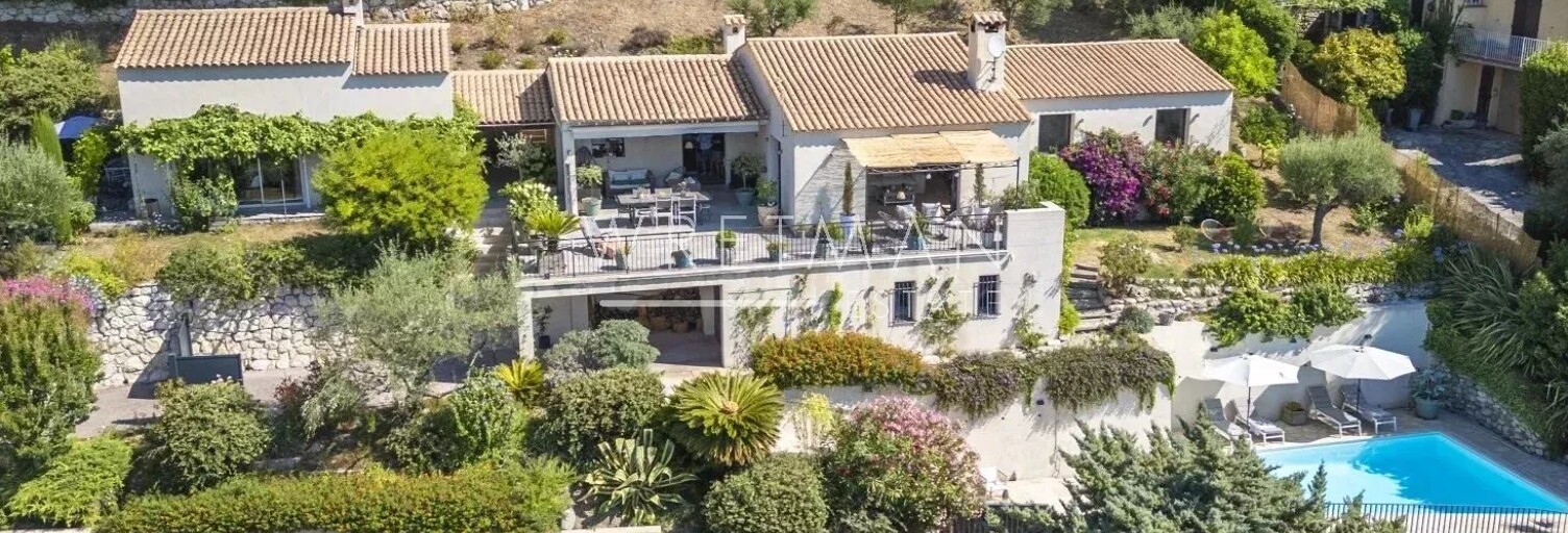 Maison 7 Pièces 223 m² à vendre à Tourrettes-sur-Loup (06140)