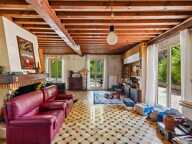 COLLONGES AU MONT D'OR - maison 215m² - terrain 1561m² -4 chambres - Piscine - Garage - sous-sol 65 m² — photo 4