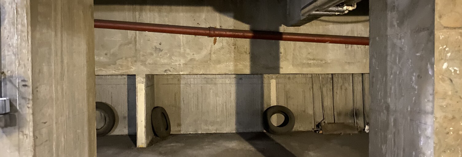 Garage  11 m² à louer à Paris 16 (75016)