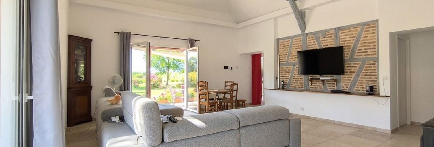 Maison 5 Pièces 255 m² à vendre à Louhans (71500)