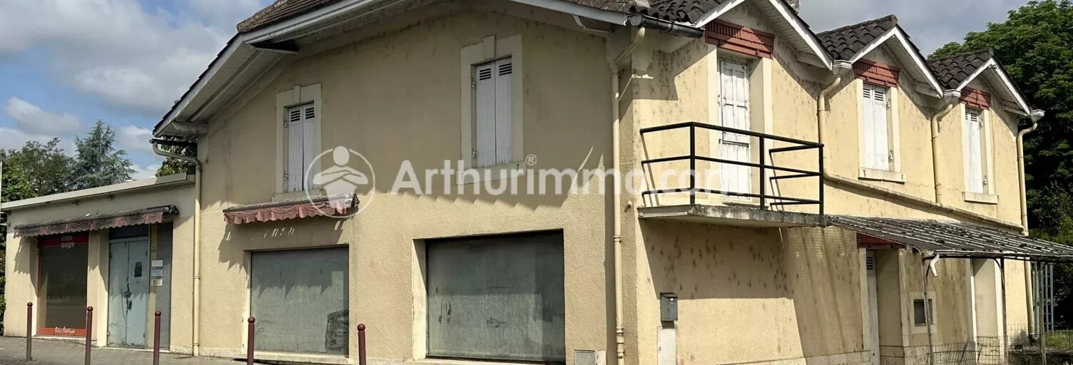 Maison 8 Pièces 100 m² à vendre à Montrem (24110)