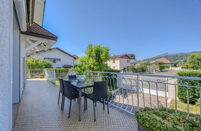 Vente maison   Chambéry (73000) — photo 2