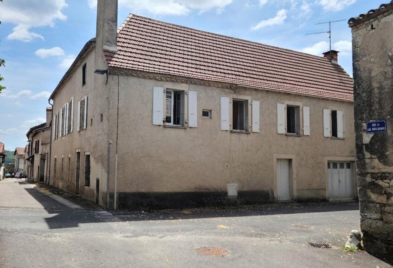 Maison en pierre de charme. Garage Terrasse Jardin — photo 1