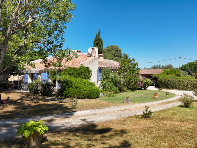 Aix-en-Provence NORD : Maison d'environ 140 m2 dont dépendan — photo du bien