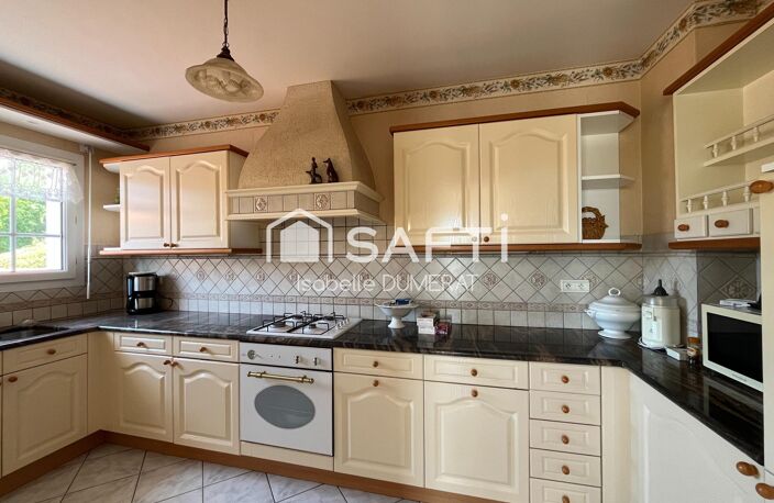 Maison spacieuse et lumineuse à proximité du bourg — photo 4