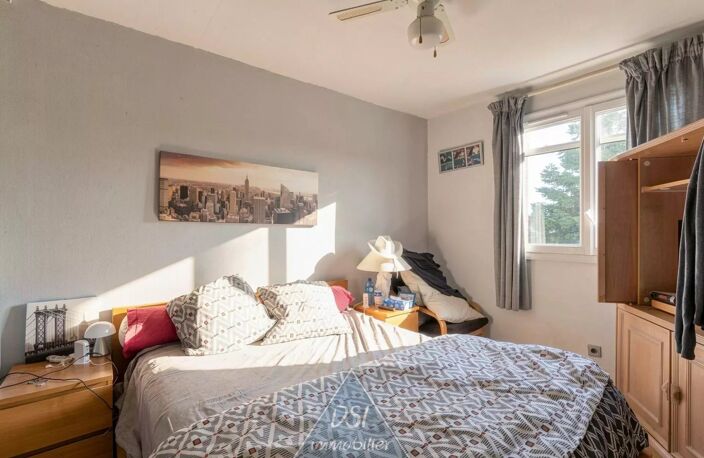 Maison familiale de plain-pied décalé T5 + salle de jeux avec piscine – Miribel, secteur Les Échets — photo 4