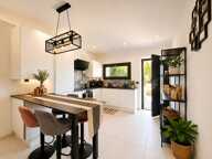 APPARTEMENT T3 RÉNOVÉ À PUGET-SUR-ARGENS — photo 4