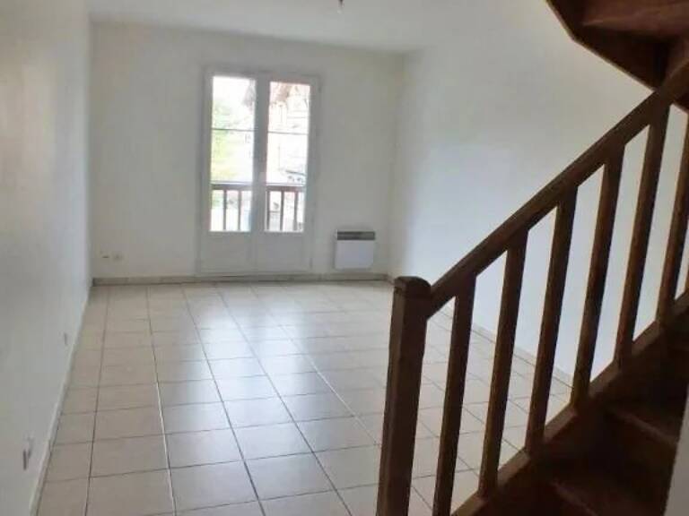 A LOUER - IVRY LA BATAILLE - F2 - 45 m2 — photo 1
