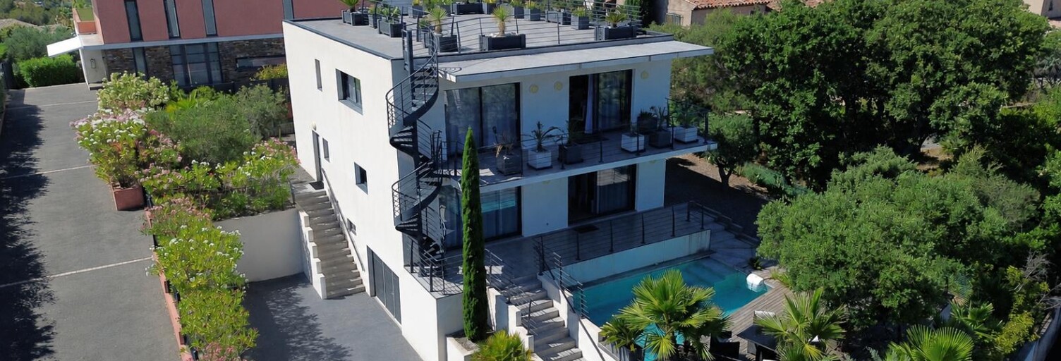Maison 6 Pièces 204 m² à vendre à Saint-Raphaël (83700)