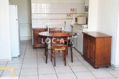 Appartement 3 pièces 996 €
