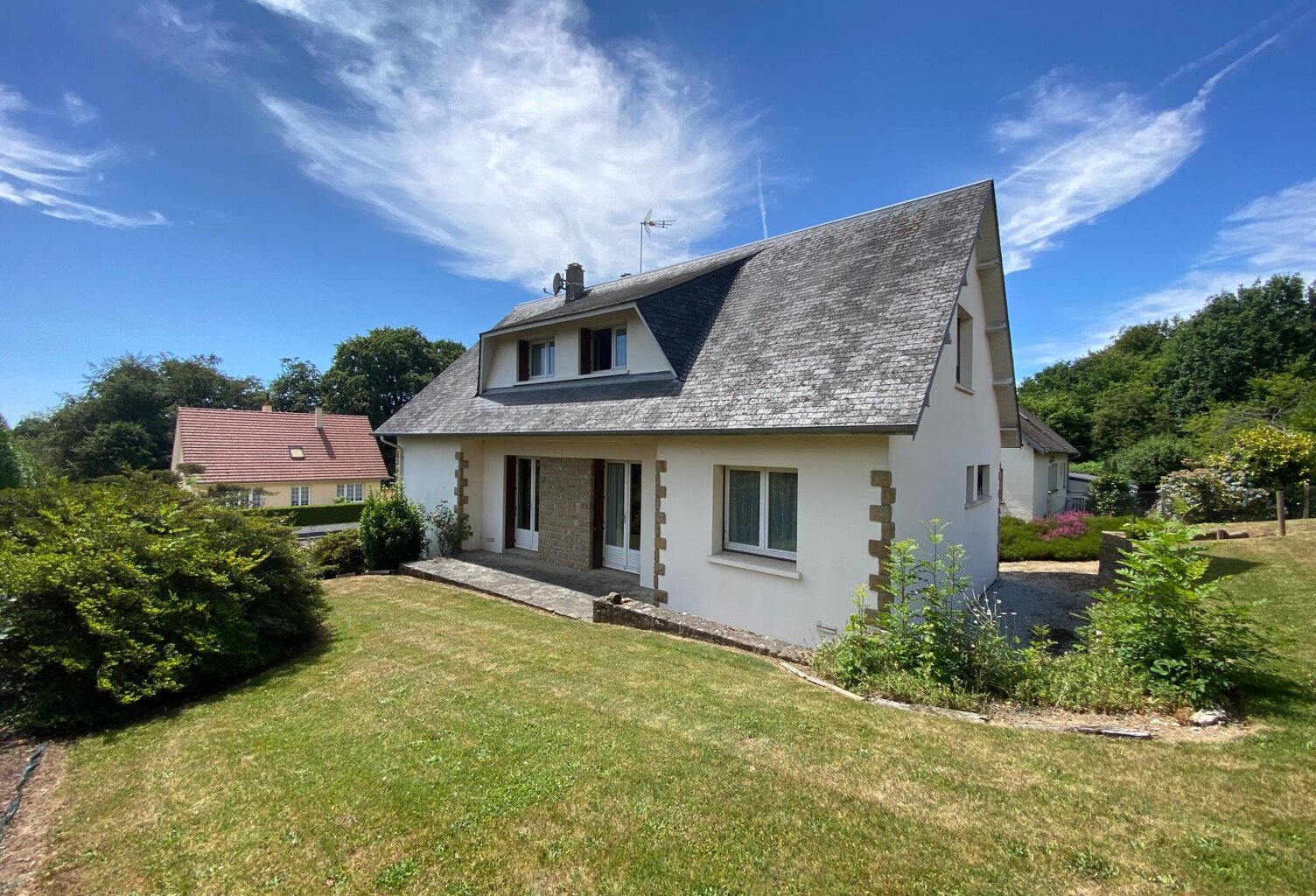 Maison 112 m², 3 chs, terrain de 884 m², Flers — photo 1