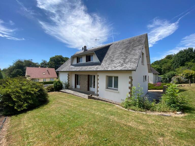 Maison 112 m², 3 chs, terrain de 884 m², Flers — photo 1