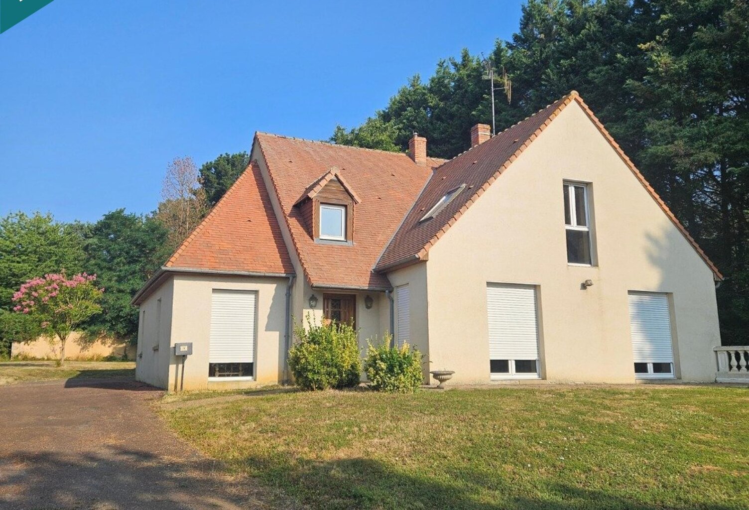 Pavillon de 172 m²  7 pièces  4 chambres - 20 minutes des portes du Mans — photo 1