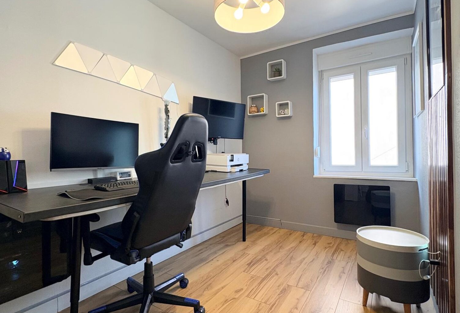 Le prix d'un appartement. Les avantages d'une maison. — photo 1