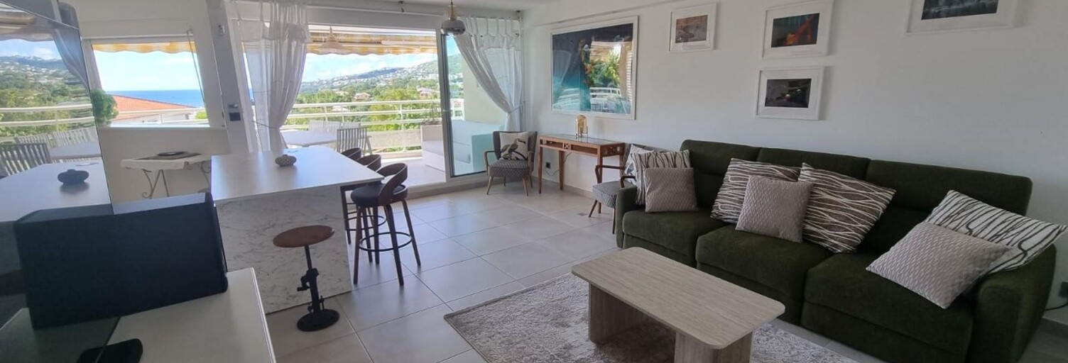 Immeuble  97 m² à louer à Schœlcher (97233)