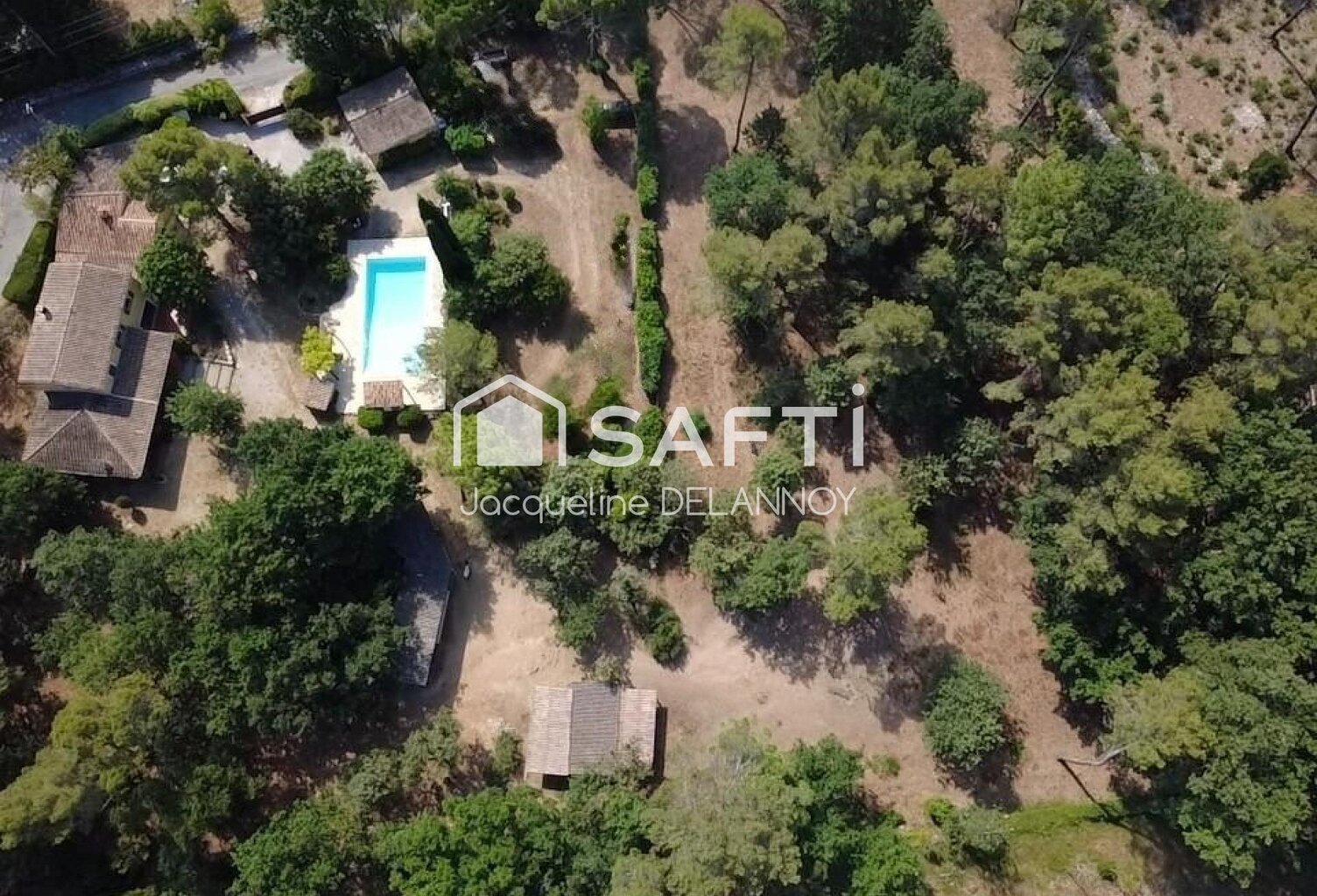 PROPRIÉTÉ ÉQUESTRE, 2 MAISONS, 11000 m² DE TERRAIN — photo 1