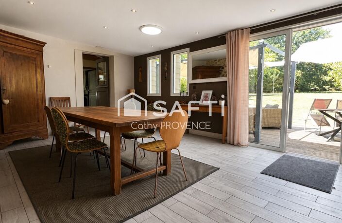 Maison de caractère - 219m² - Aubigny-Les Clouzeaux — photo 2