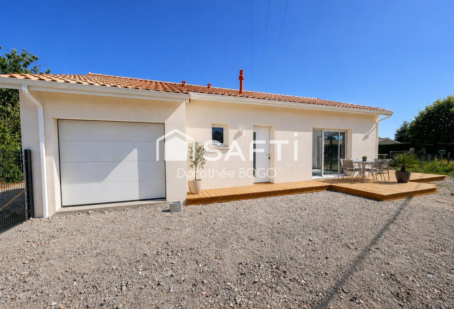 Maison neuve  Plain-pied  Suite parentale  Garage — photo 1