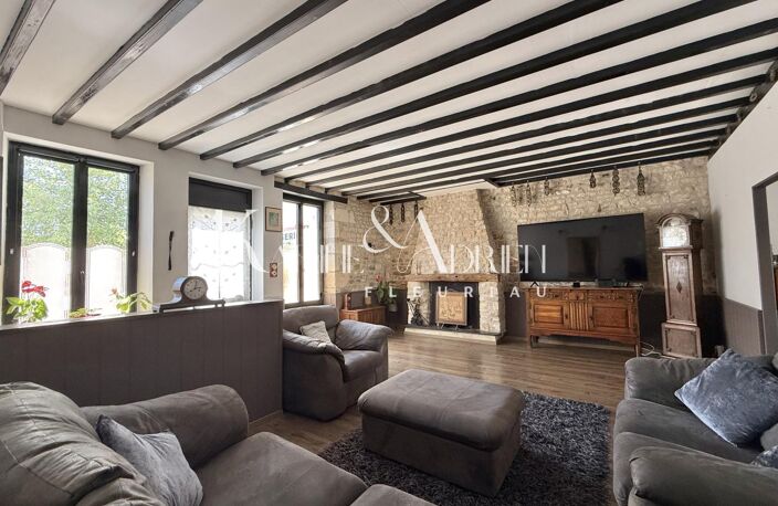 Maison de ville : 6 chambres, piscine et jardin — photo 5