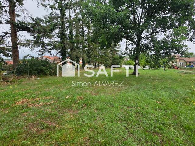 Terrain constructible de 674 m²  Grenade (Côté Toulouse) — photo du bien