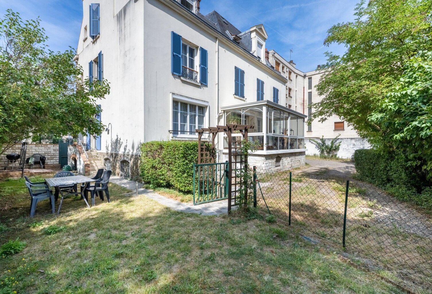 Demeure avec jardin et garage, Hyper centre ville — photo 1