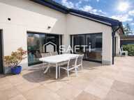 PROPRIETE D'EXCEPTION AVEC UNE ÉLÉGANCE CONTEMPORAINE ET PISCINE CHAUFFEE — photo 2