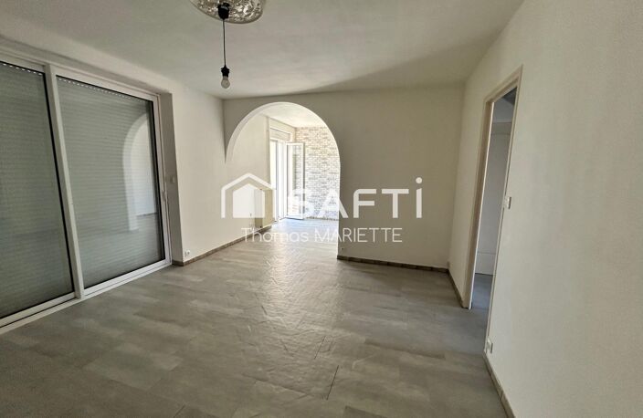 Idéal premier achat ou investissement locatif : découvrez cette maison sans travaux, offrant de beaux volumes, des dépendances et un fort potentiel, à deux pas des commodités de Mortain-Bocage ! — photo 3