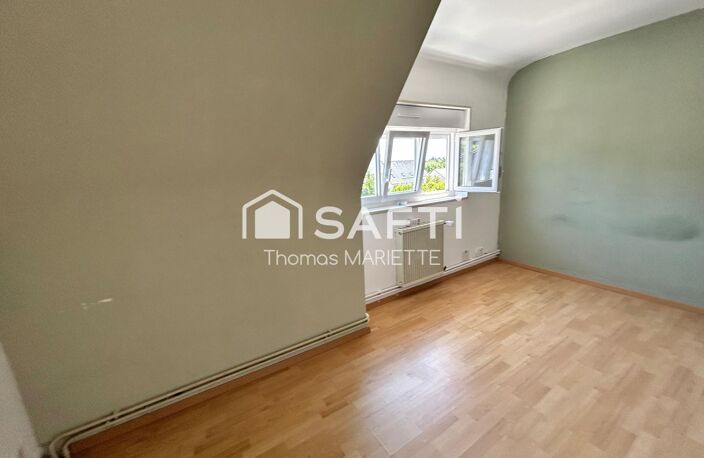Idéal premier achat ou investissement locatif : découvrez cette maison sans travaux, offrant de beaux volumes, des dépendances et un fort potentiel, à deux pas des commodités de Mortain-Bocage ! — photo 5
