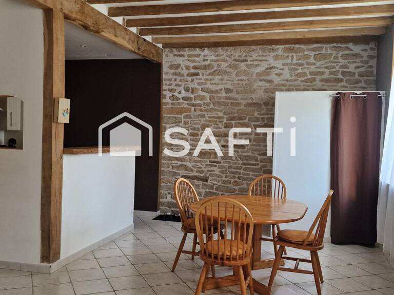 Maison mitoyenne en pierres — photo 1