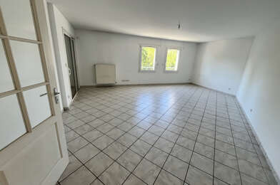 Appartement 3 pièces 750 €