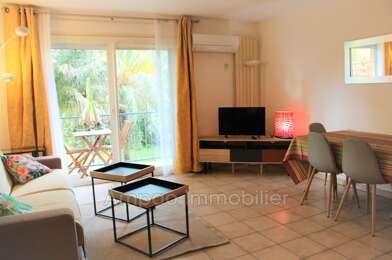 Appartement 3 pièces 720 €