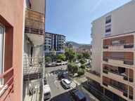 2P quartier Riquier Garibaldi dans Résidence Moderne avec Piscine — photo 4