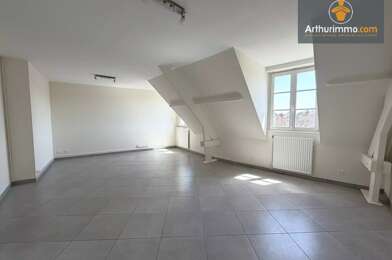 Appartement 3 pièces 895 €