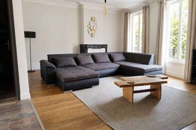 Immeuble  208000 €