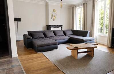 Immeuble de caractère de 10 pièces à Sedan, 312 m² — photo du bien