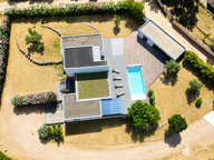 VILLA T7 DE 211m2 CONTEMPORAINE AVEC PISCINE SOUS-SOL AMÉNAG — photo 4