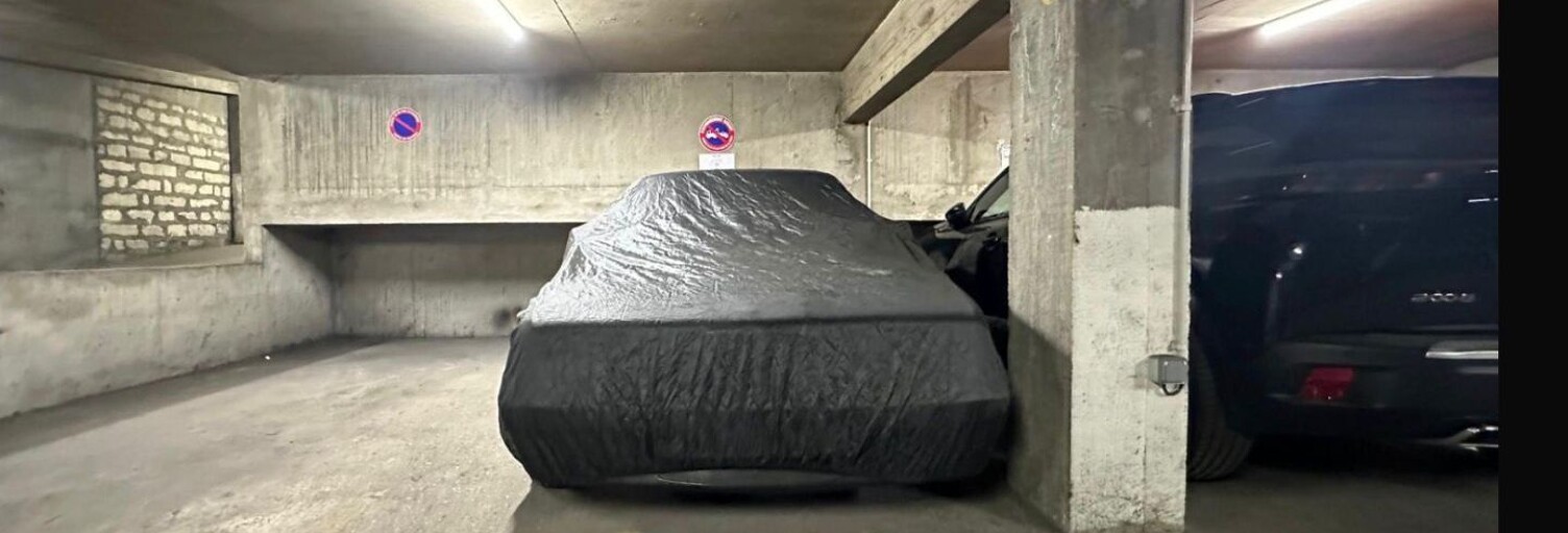 Garage  12 m² à vendre à Paris 9 (75009)