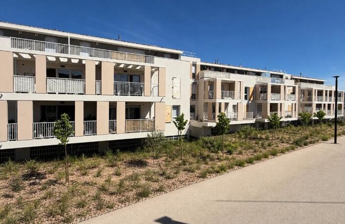 Vente appartement 4 pièces 96 m² Aubagne (13400) — photo 4