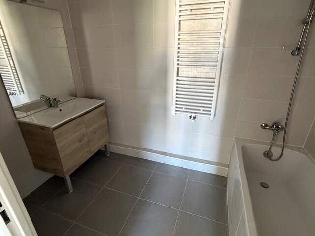Appartement 4 pièces 96 m² à Aubagne — photo du bien