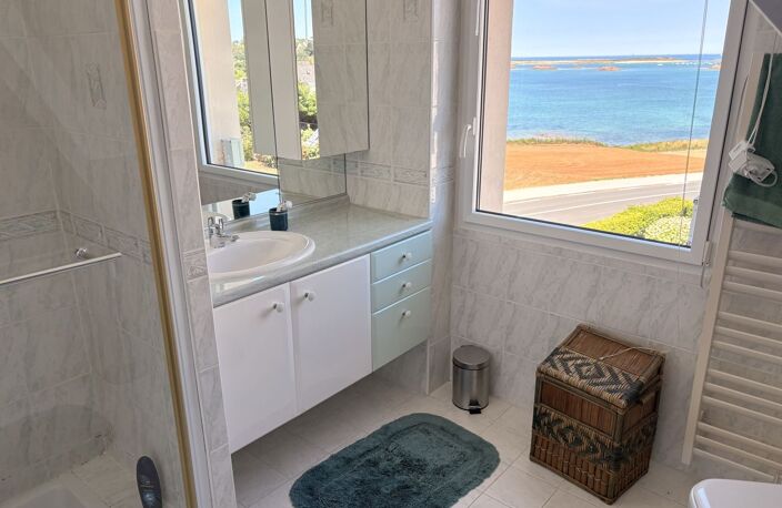 Maison VUE MER ET PROCHE COMMODITES — photo 5