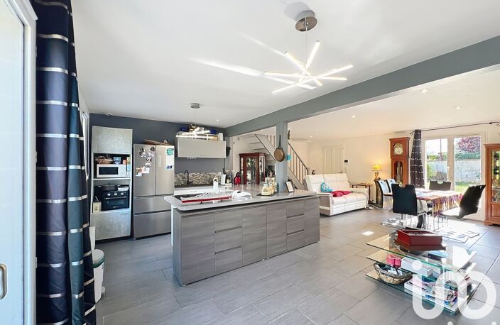 Vente Maison/villa 5 pièces — photo 3