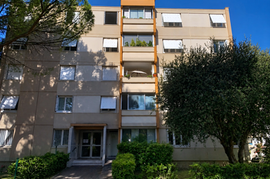 Appartement 3 pièces 240000 €