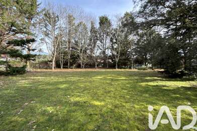 Terrain  135000 €