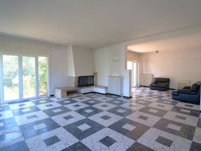 Appartement à rénover — photo 1