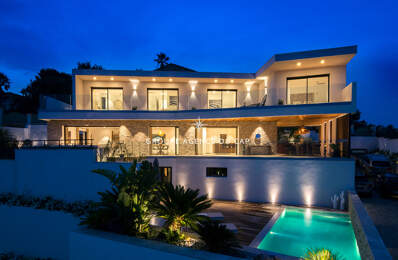 VILLA CONTEMPORAINE 8 PIECES  VUE MER PANORAMIQUE AVEC DOUBLE GARAGE ET PISCINE — photo du bien