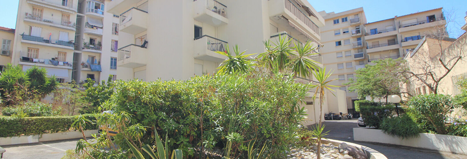 Appartement 2 Pièces 32 m² à vendre à Nice (06000)